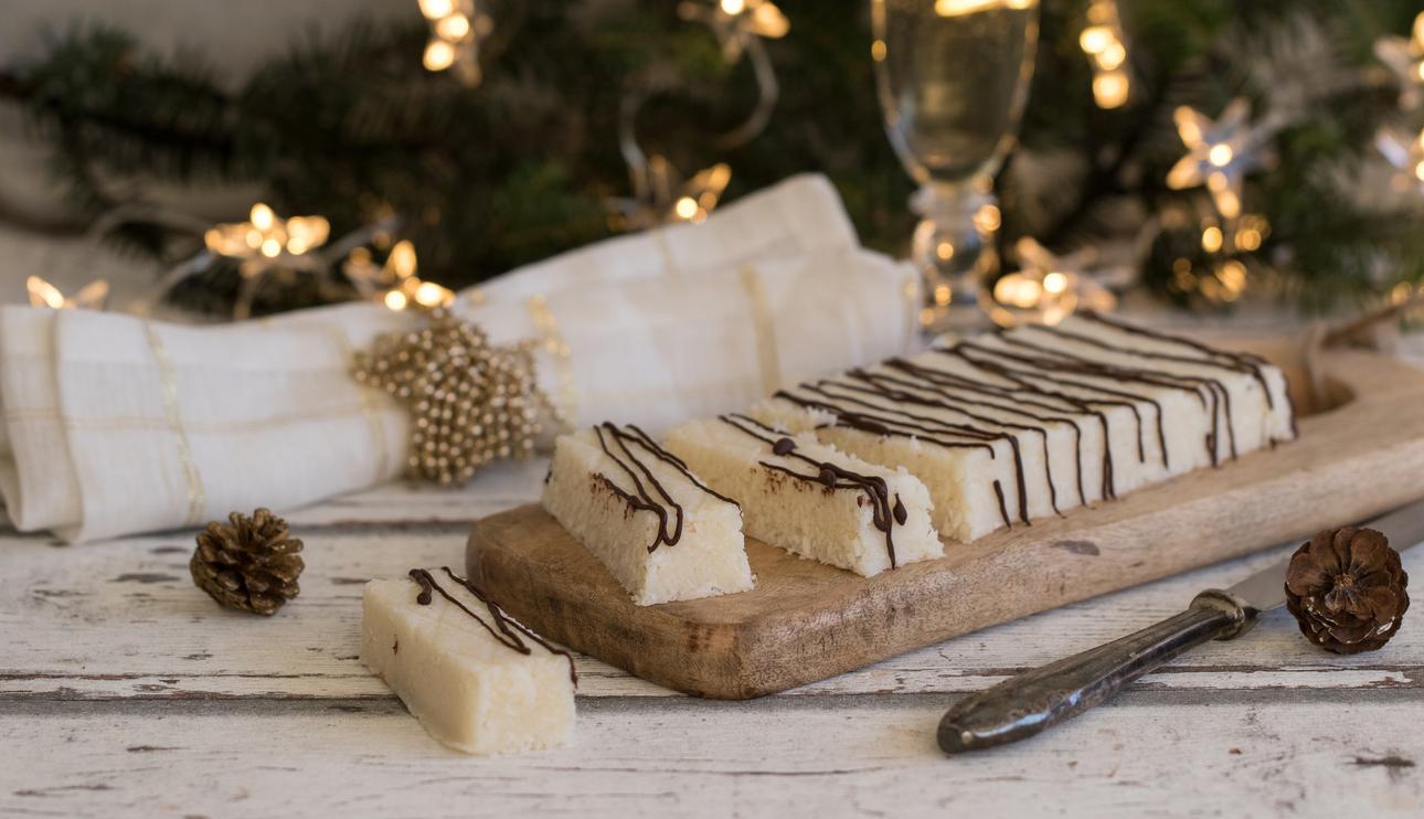 Turrón de coco y leche condensada