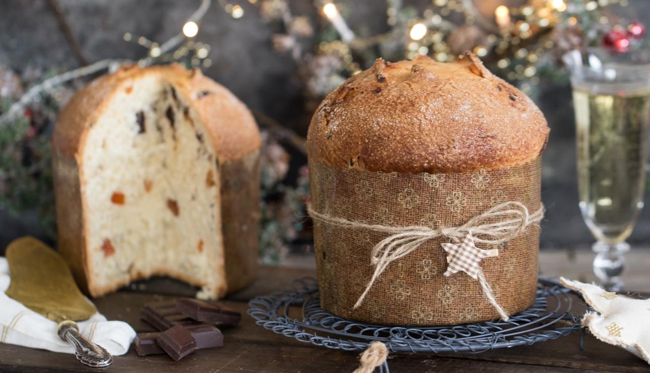 Panettone con chocolate y naranja confitada