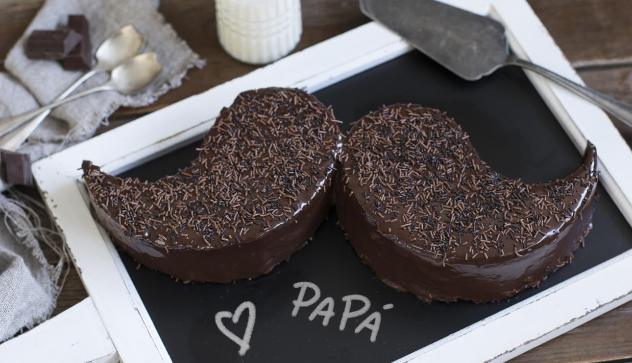 Tarta bigote de chocolate para el día del padre