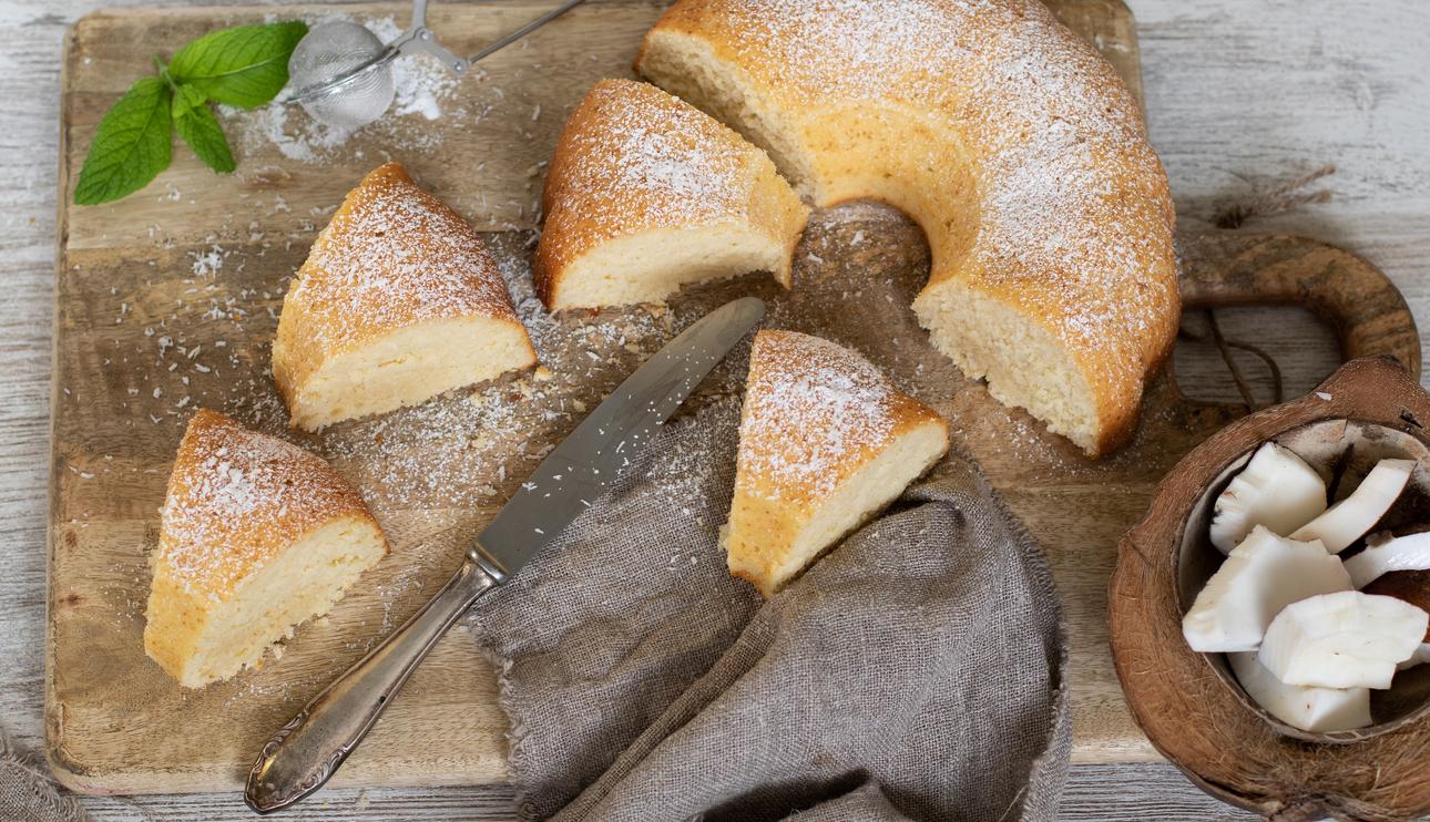 Bizcocho de coco y leche condensada