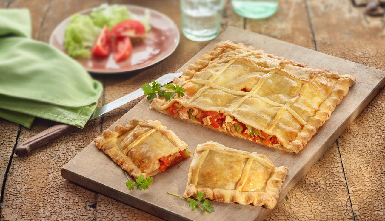 Empanada de pollo y verduras