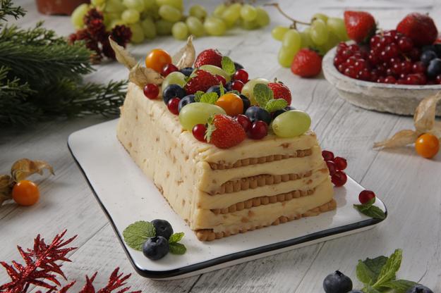 Tarta de leche condensada y galletas con turrón