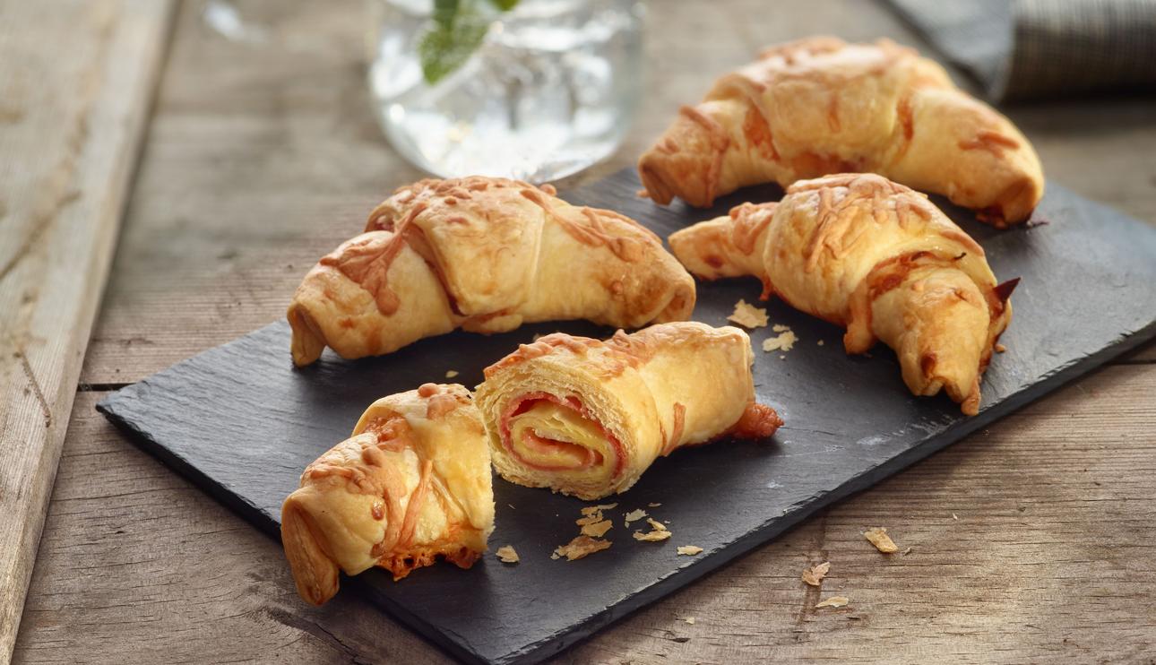Croissants de jamón york y queso