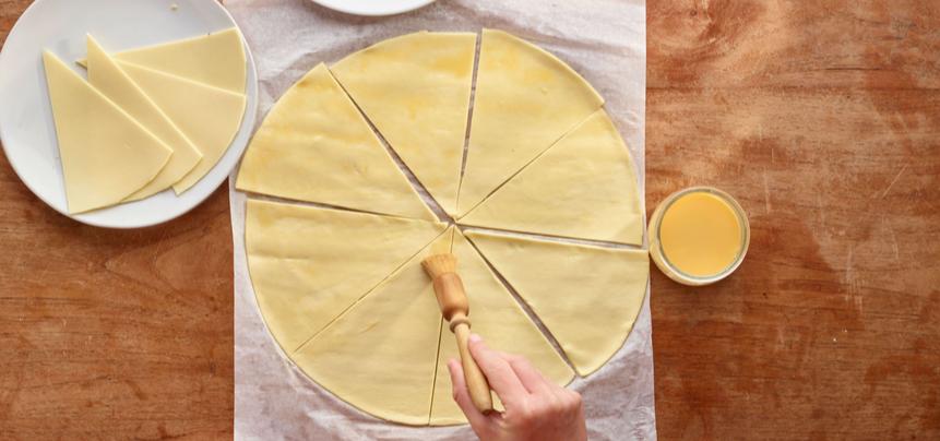 Croissants de jamón york y queso