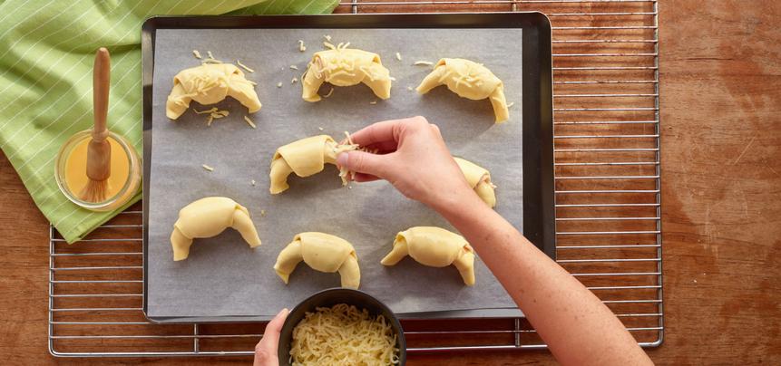 Croissants de jamón york y queso