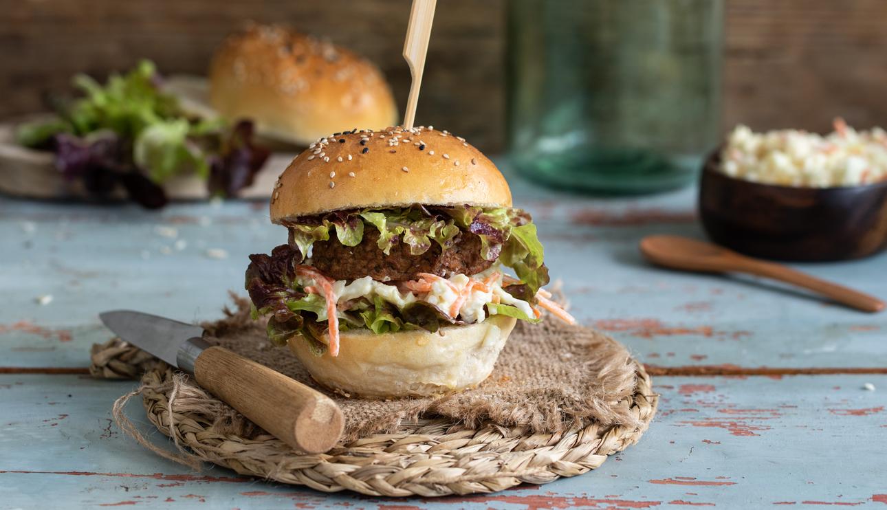 Mini Burger Deluxe con ensalada de col