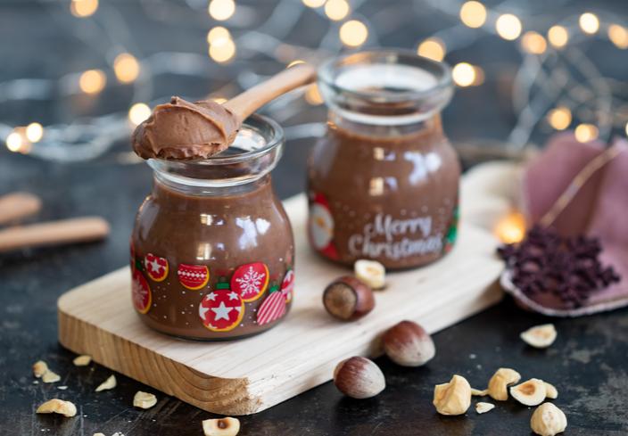 Crema de chocolate y avellana para cobertura y rellenos de bizcochos
