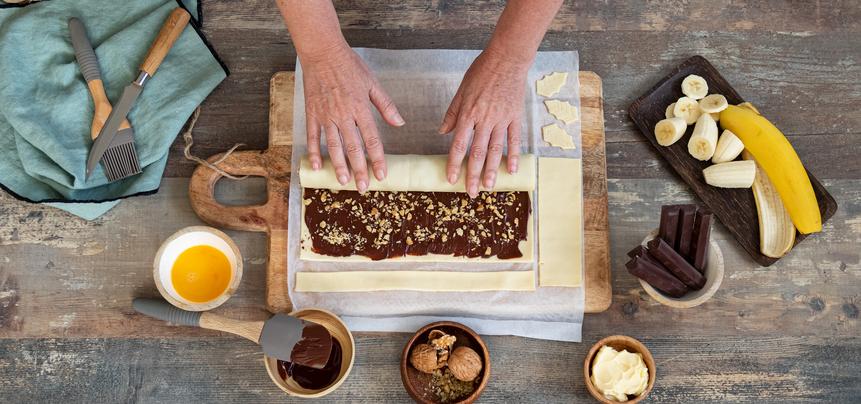 Tronco de Navidad de hojaldre con chocolate
