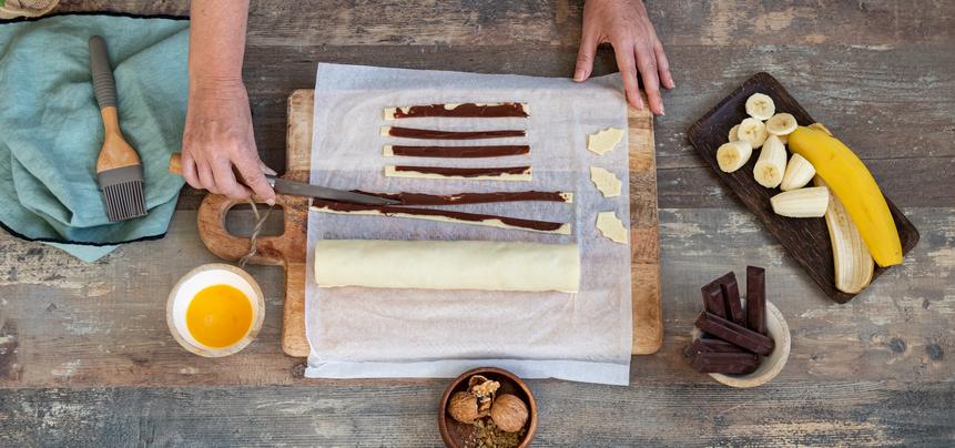 Tronco de Navidad de hojaldre con chocolate