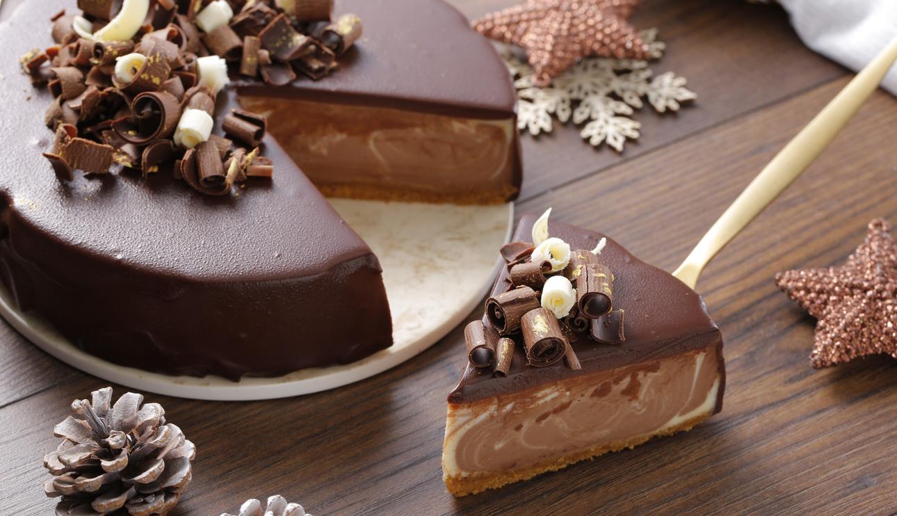 Tarta de queso marmolada a los tres chocolates para Navidad