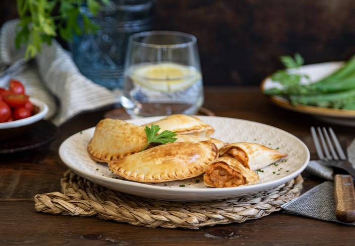 Empanadillas de arroz con tomate y atún