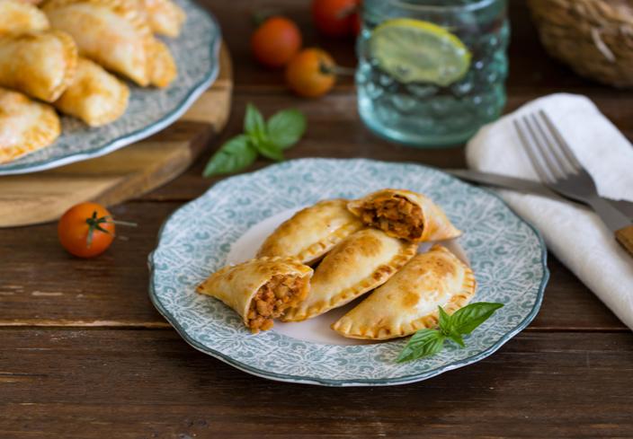 Empanadillas de carne de picada de ternera con champiñones