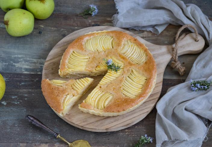 Tarta de manzana con crema de almendras