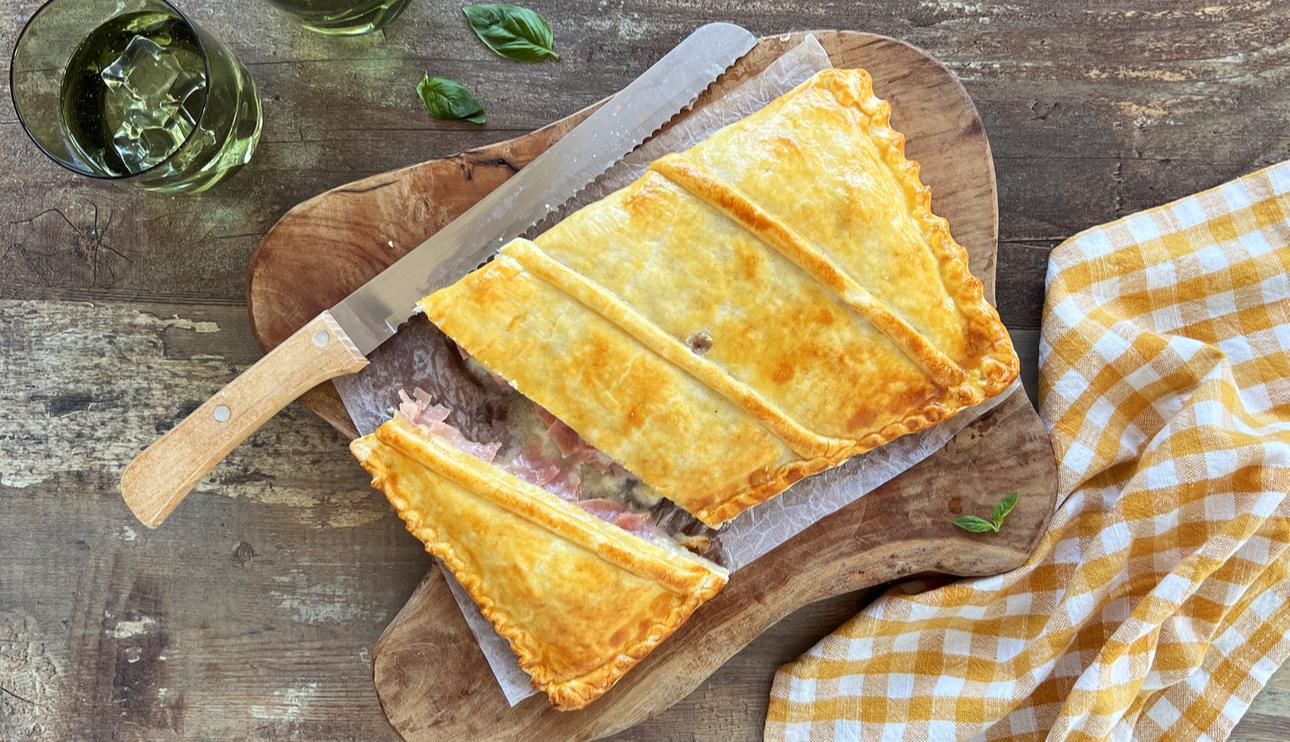 Empanada de jamón y queso