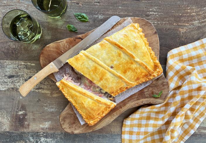 Empanada de jamón y queso