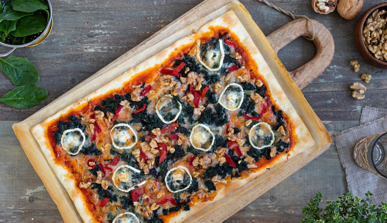 Pizza de espinacas con queso de cabra