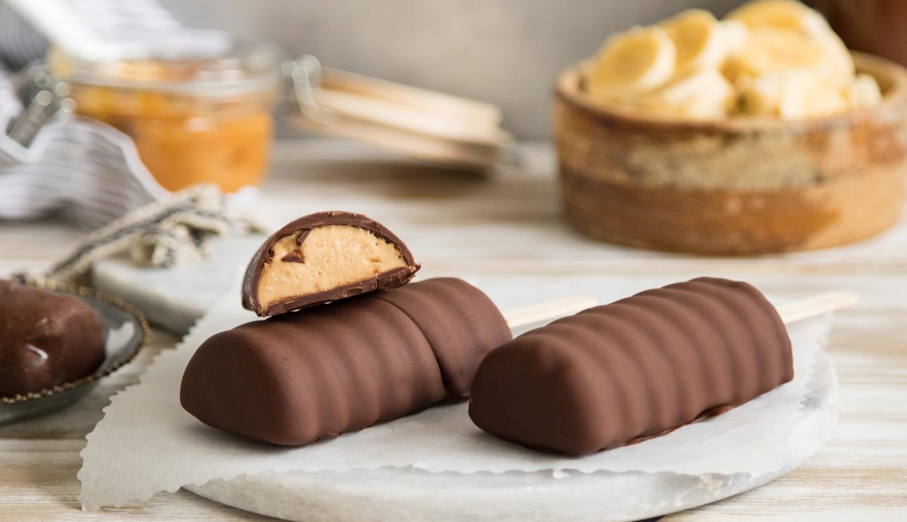 Polos de chocolate, plátano y dulce de leche