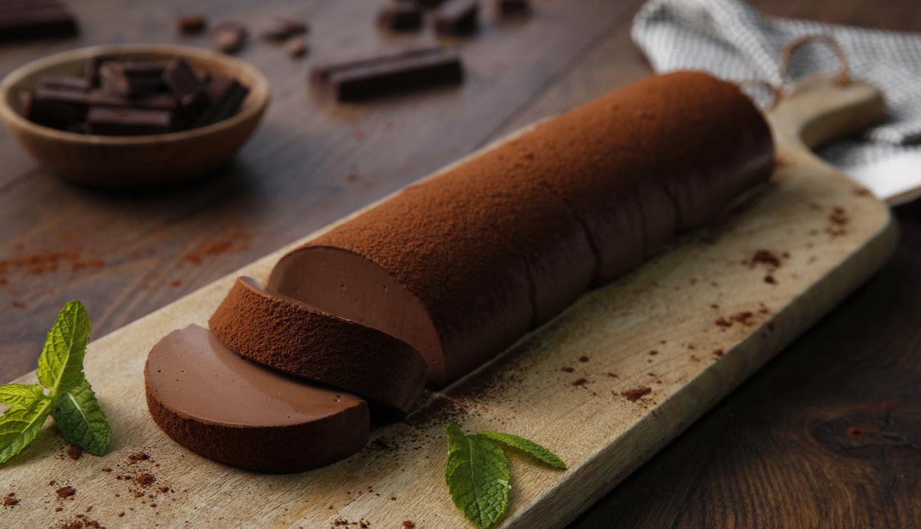 Pastel japonés de chocolate y leche condensada