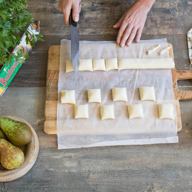 Saladitos de pera con nueces y roquefort