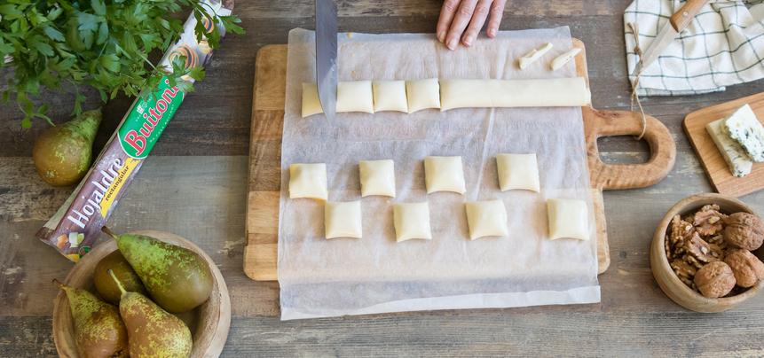 Saladitos de pera con nueces y roquefort