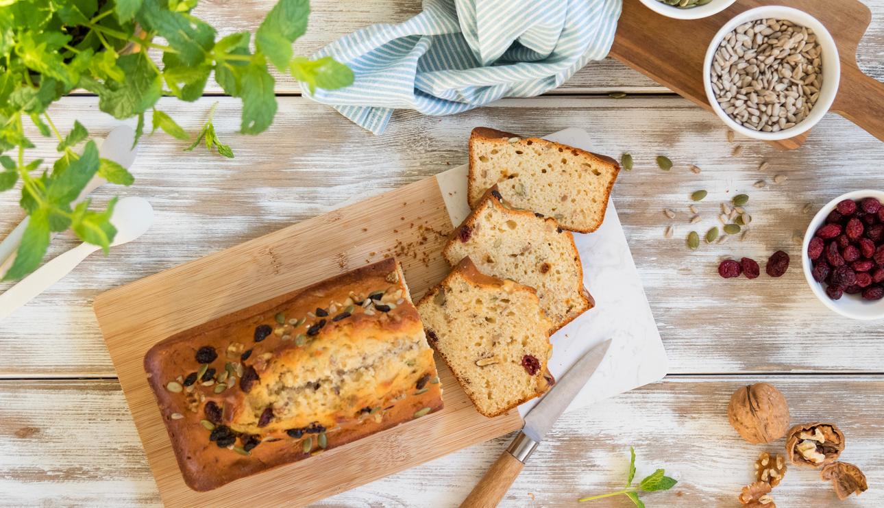 Bizcocho de leche condensada y frutos secos