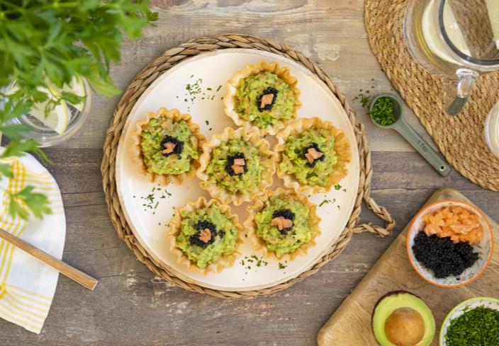 Tartaletas de salmón y aguacate