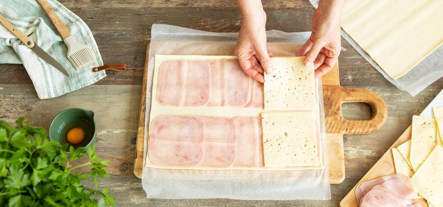 Hojaldre de jamón y queso