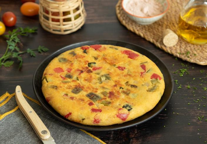 Tortilla vegana de verduras con patata