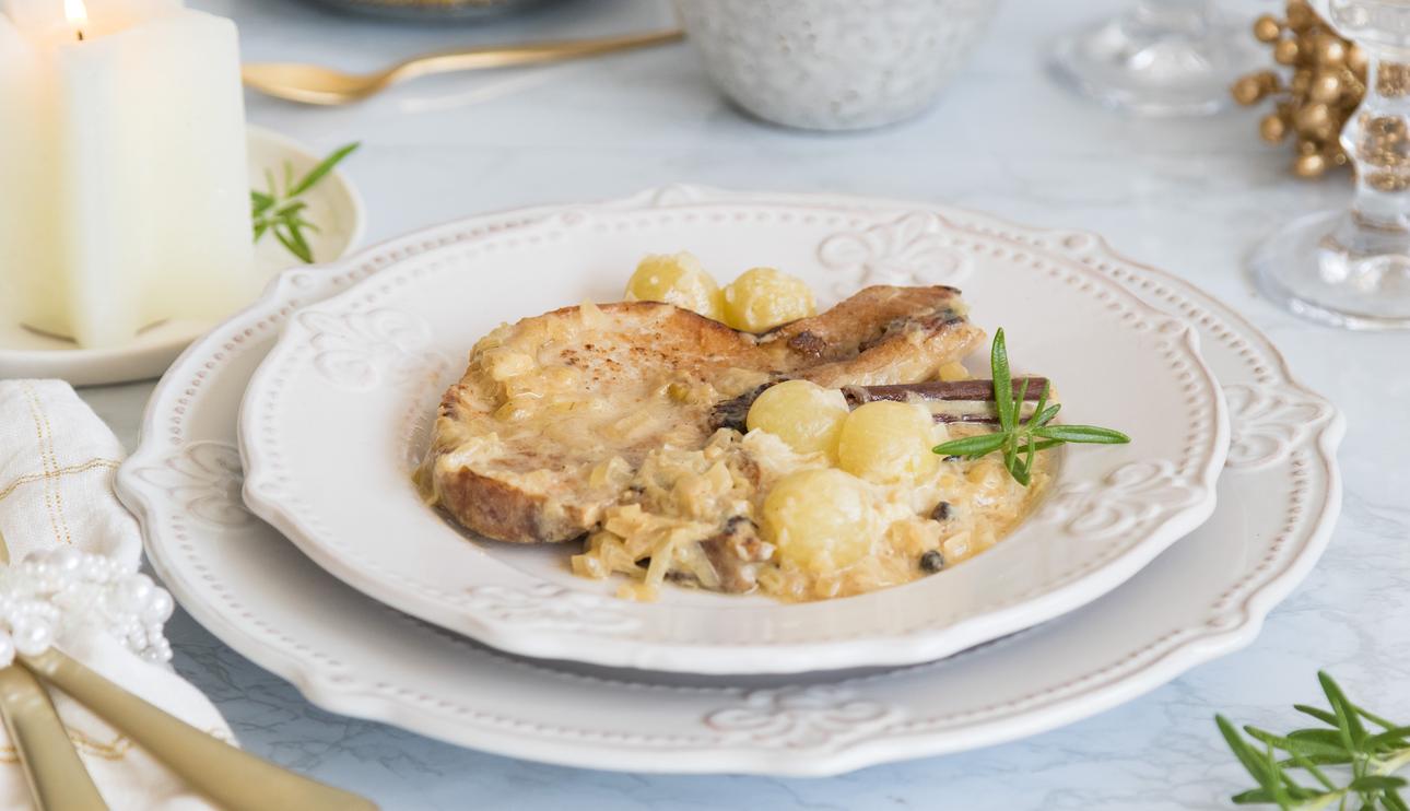 Chuleta de cerdo con salsa de uvas con cava
