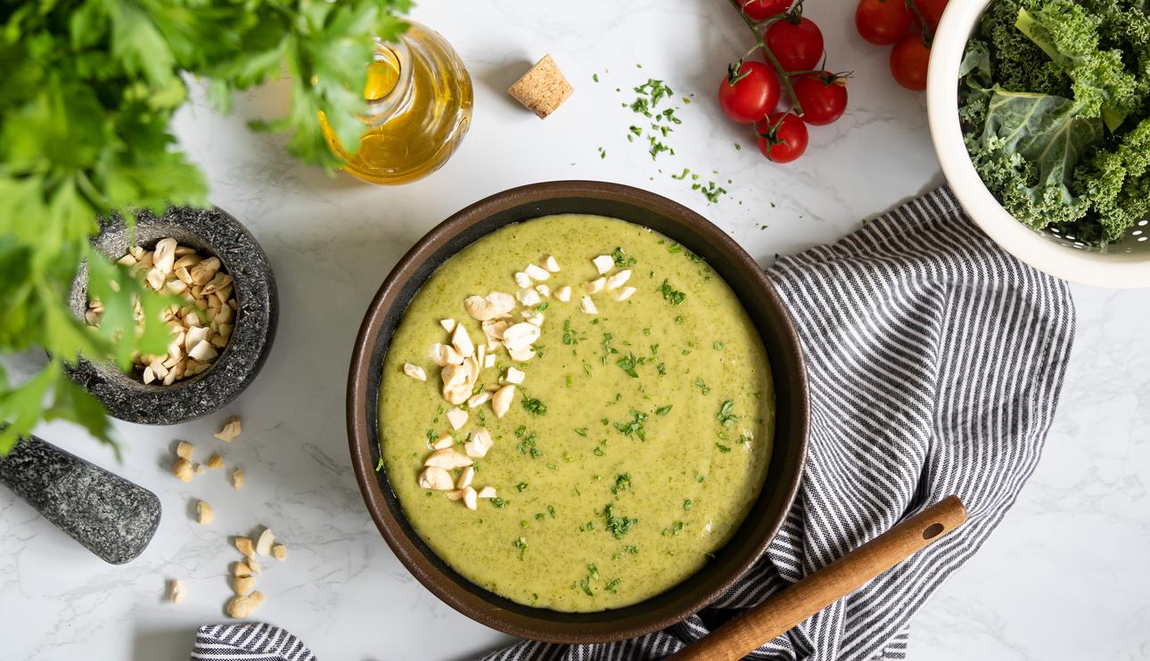 Crema de kale con patatas y puerro