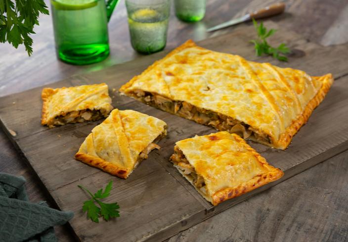 Empanada gallega de pollo