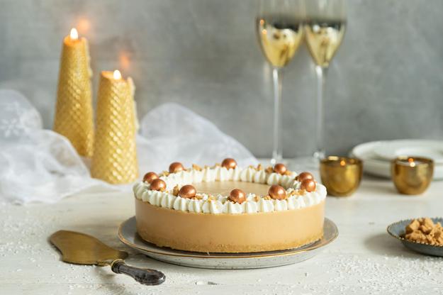 Tarta de turrón sin horno