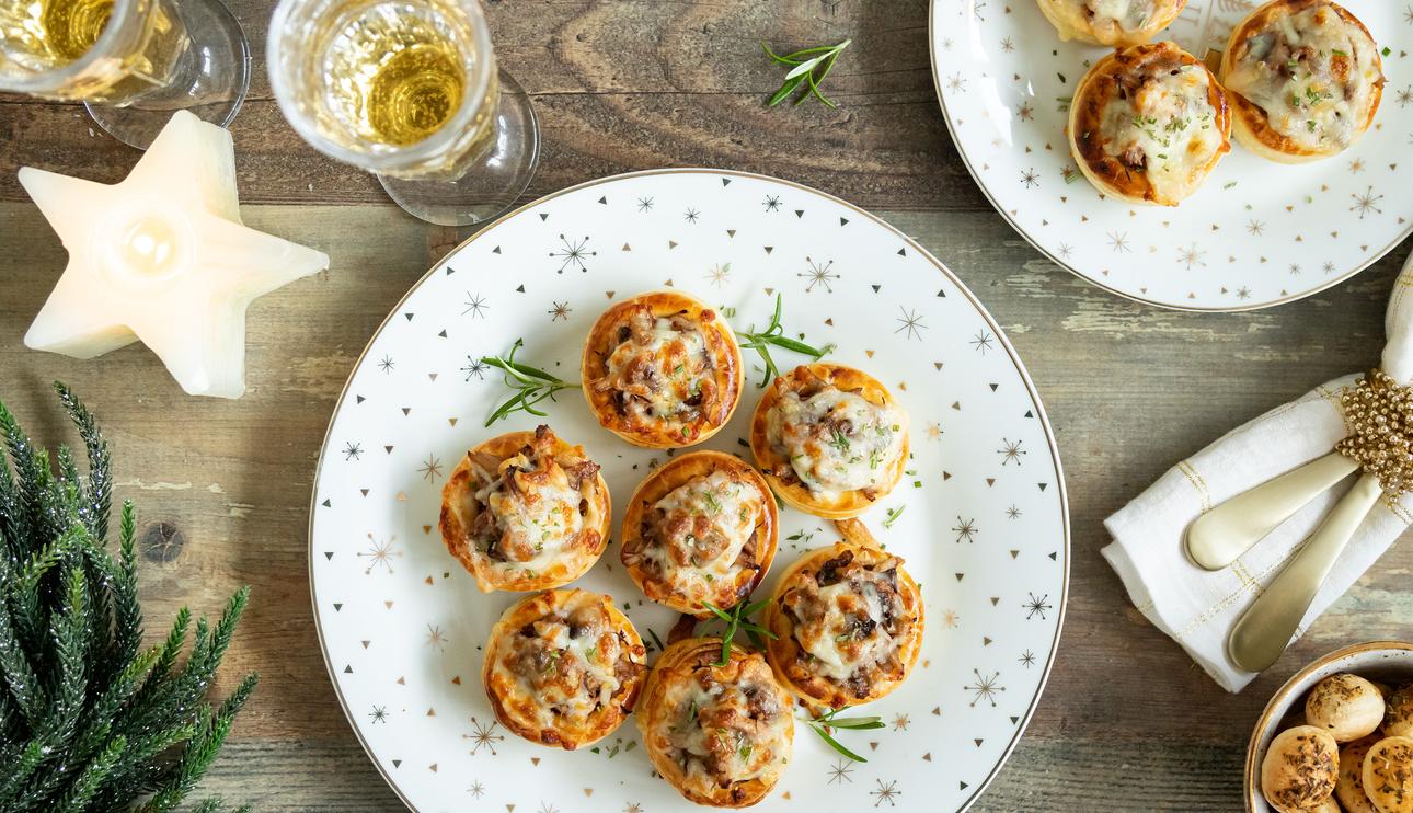 Volovanes rellenos de pollo y champiñones