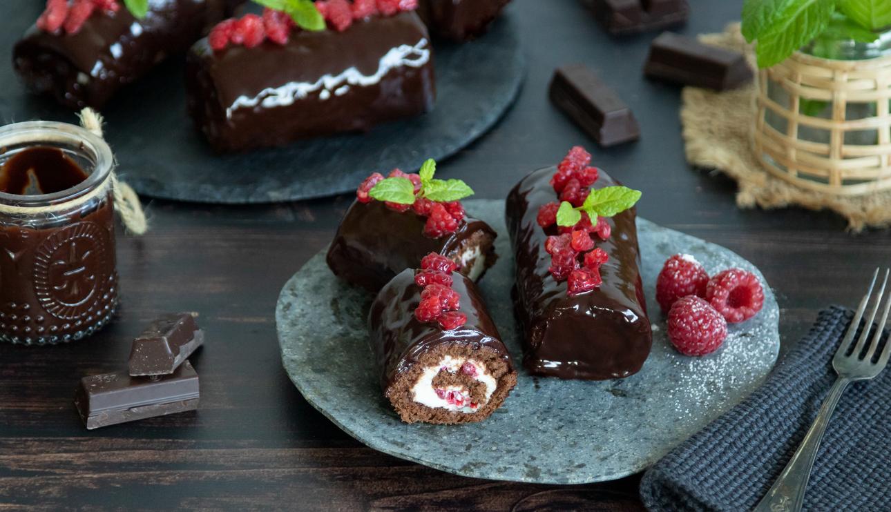 Piononos de chocolate y frambuesas