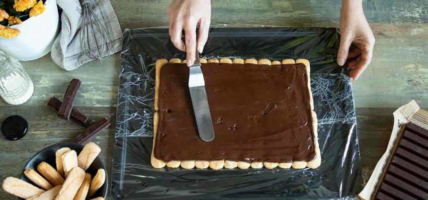 Pionono de chocolate y stracciatella sin horno