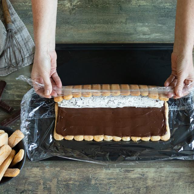 Pionono de chocolate y stracciatella sin horno