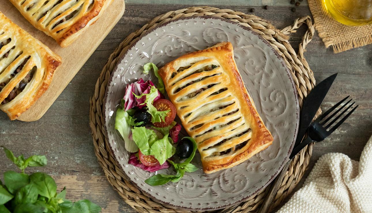 Hojaldre de berenjenas y carne picada