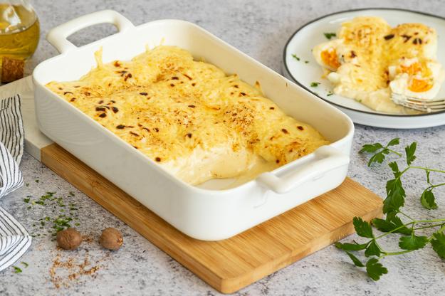 Huevos bechamel