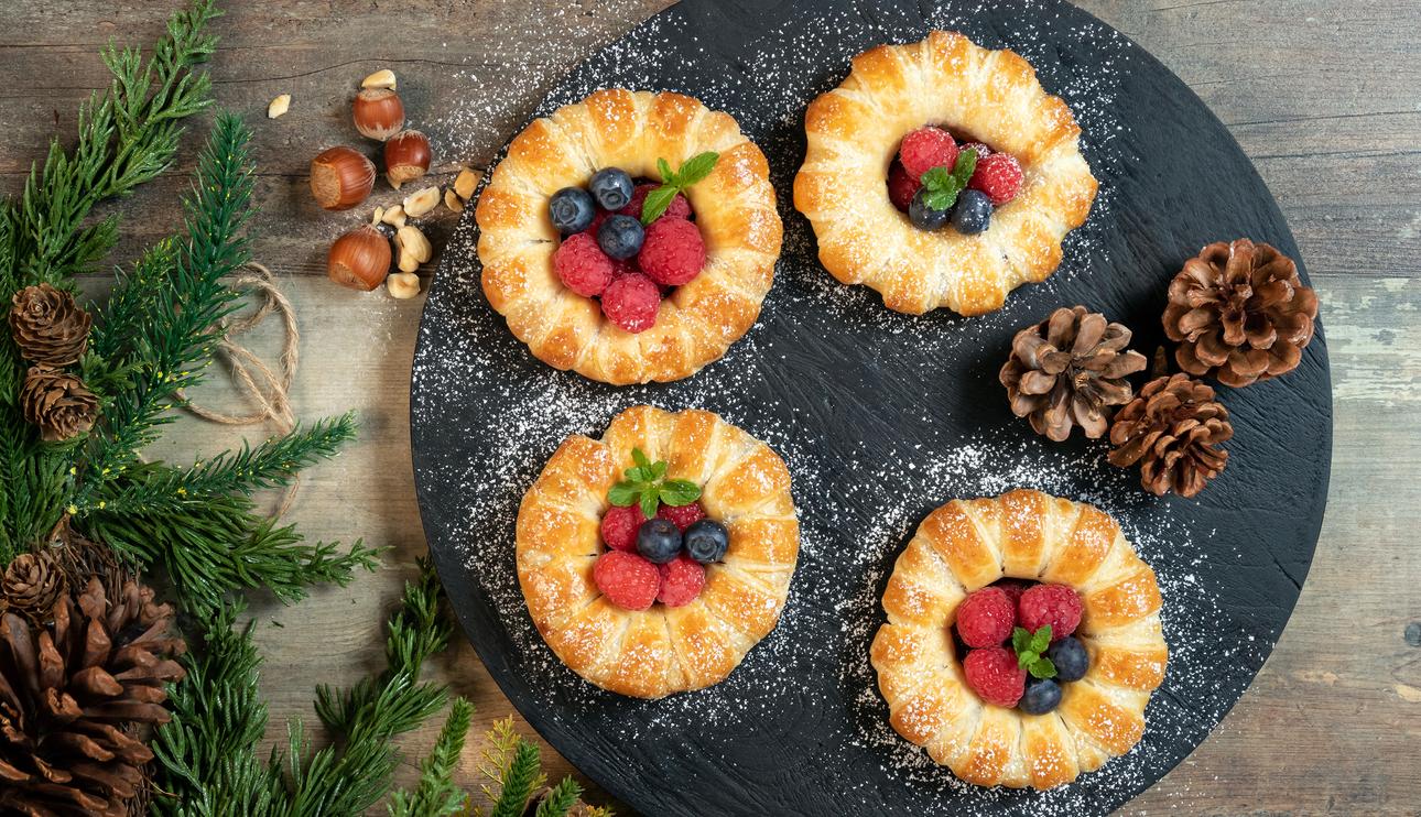 Coronas de hojaldre y chocolate