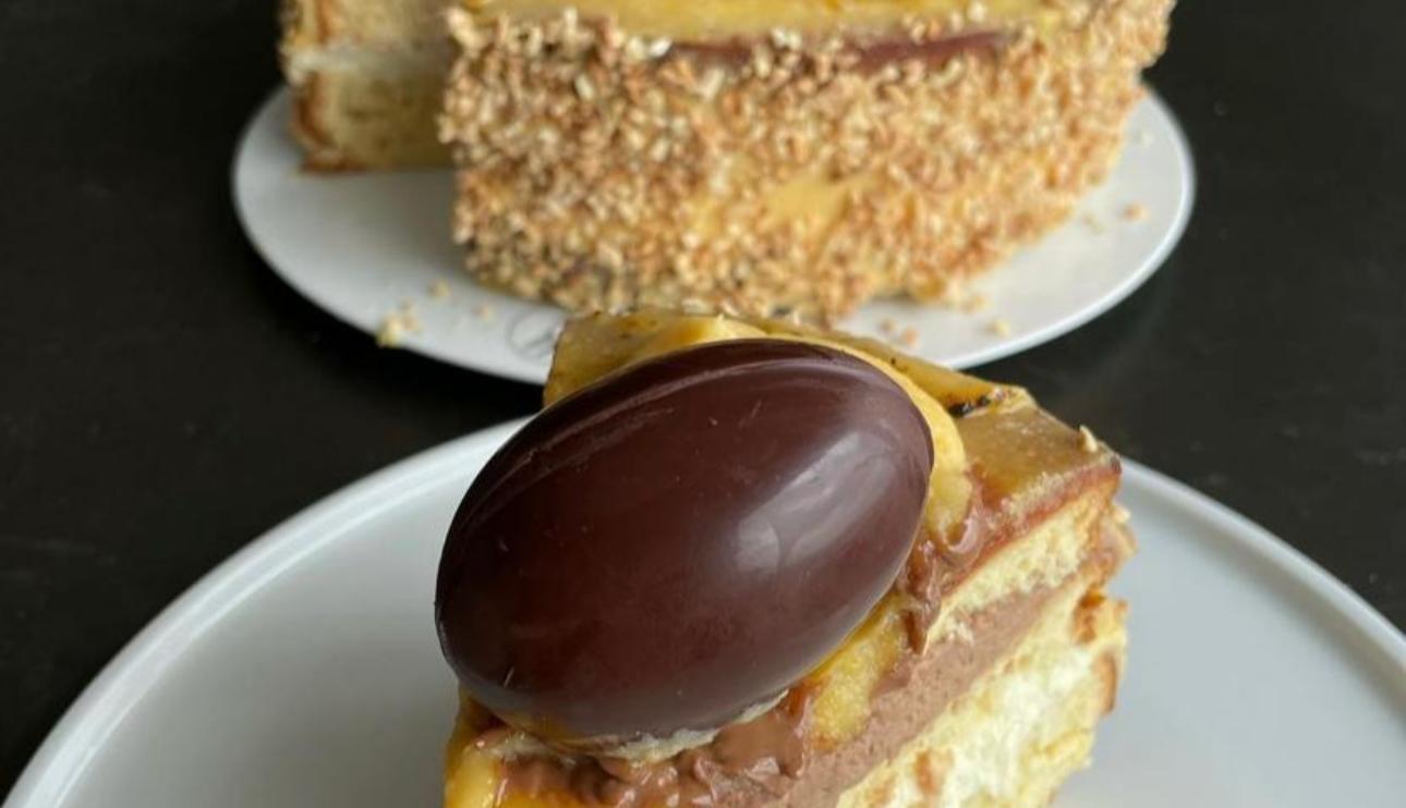 Mona de Pascua by Jordi Cruz