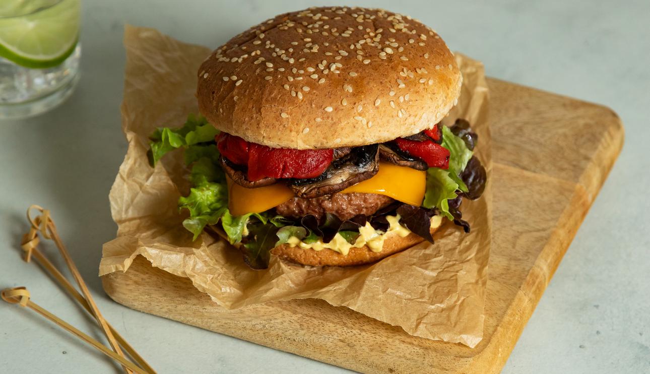 Sensational Burger con portobello y pimientos asados