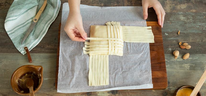 Hojaldre relleno de crema franchipana