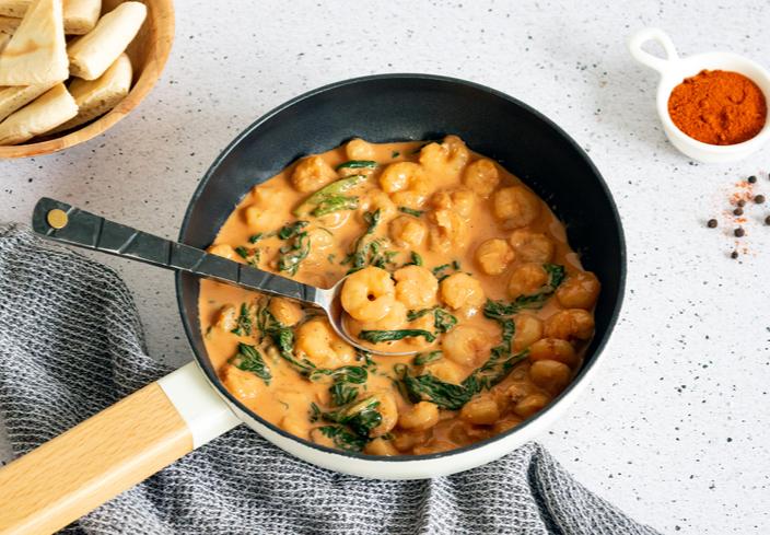 Gambas cremosas con espinacas