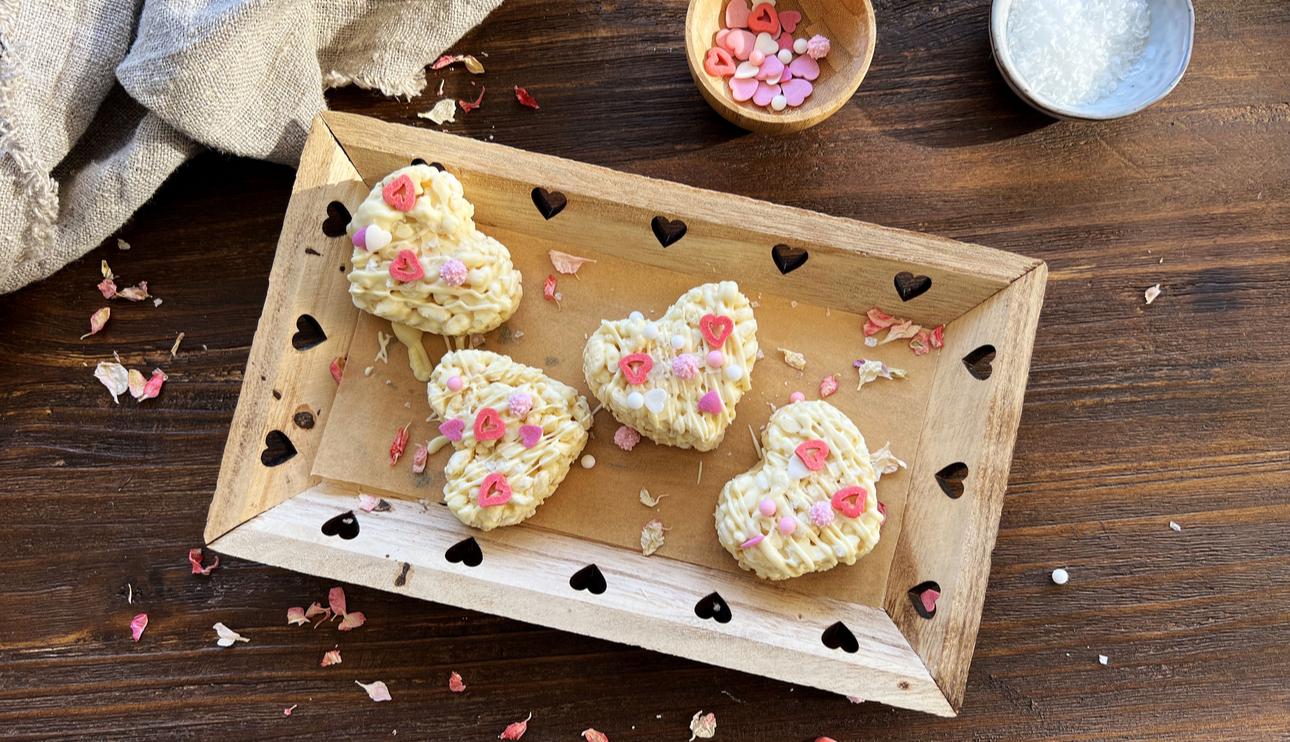 Corazones de chocolate y arroz inflado