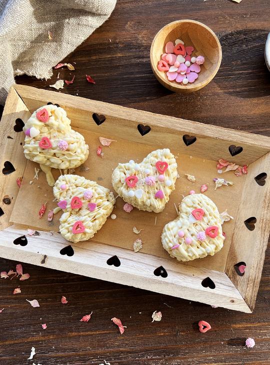 Corazones de chocolate y arroz inflado