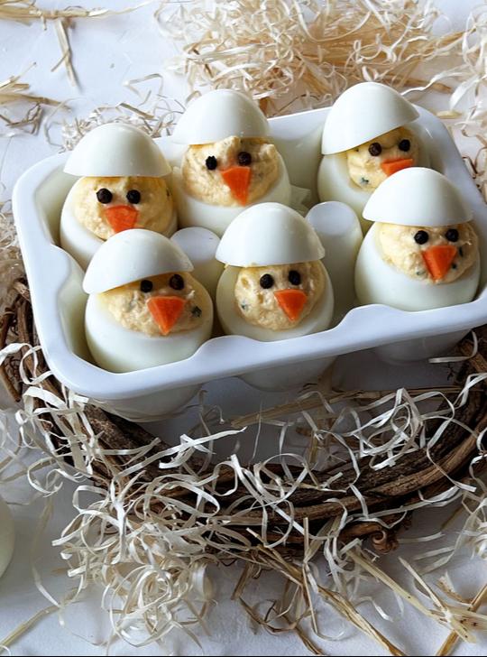 Huevos rellenos de bacalao