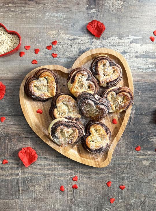 Corazones de hojaldre con chocolate