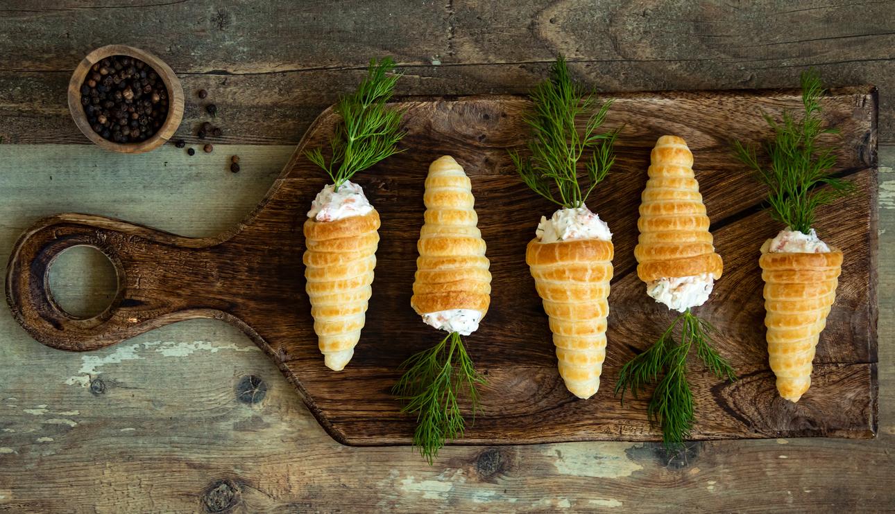 Zanahorias de hojaldre rellenas de salmón