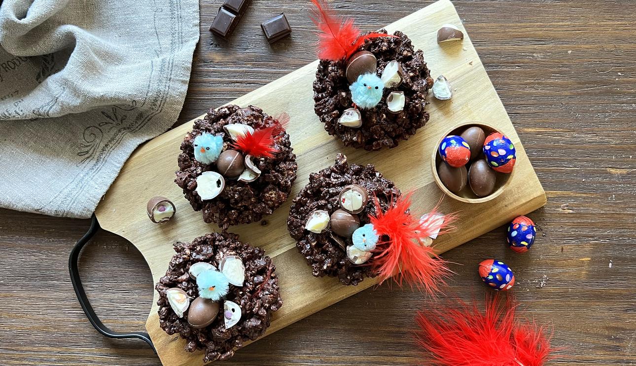 Nidos de chocolate y tortitas de arroz