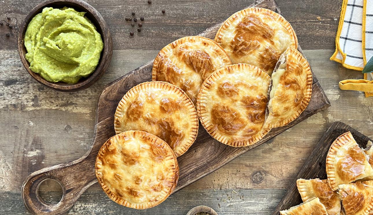 Mini pastelitos de carne picada con queso